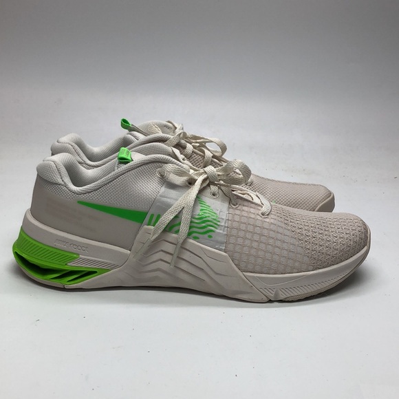 Mens Nike Metcon 8 White/Green DO9328-006 NWOB - Picture 2 of 5